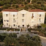 Oskars & 4* Λάσση