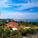 Oskars & Ξενοδοχείο με διαμερίσματα