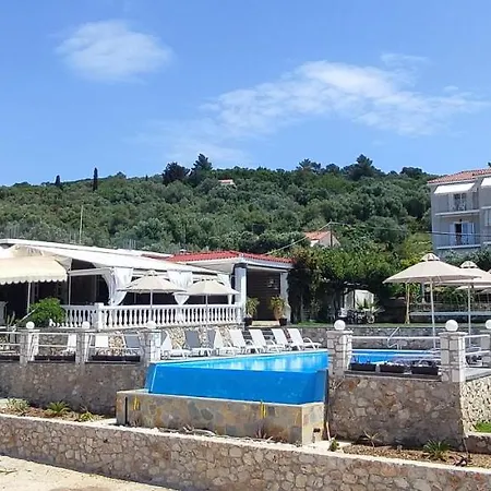 Oskars & Lassi (Kefalonia)