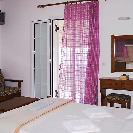 Aparthotel Oskars & Lassi (Kefalonia)