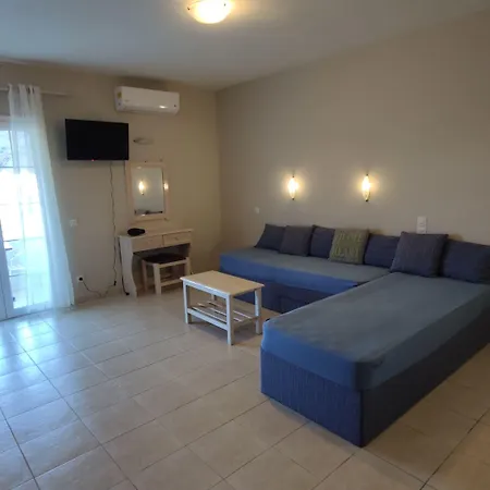 Aparthotel Oskars & 4*