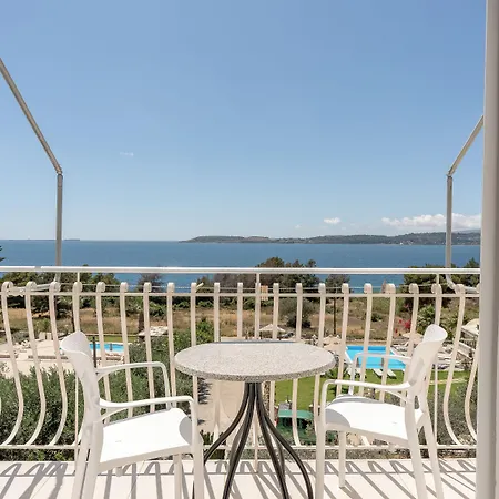 Apart Otel Oskars & Lassi (Kefalonia)