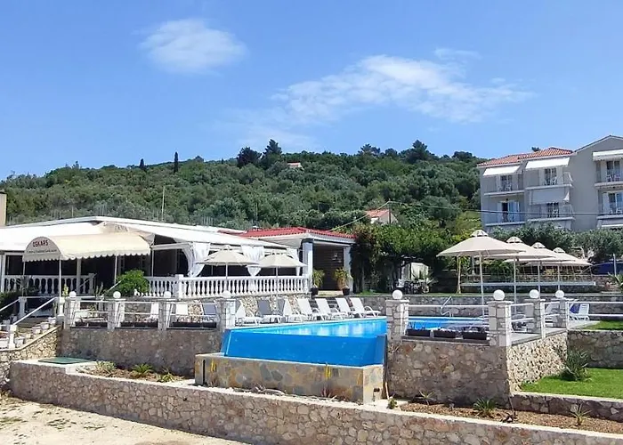 Oskars & Lassi (Kefalonia)